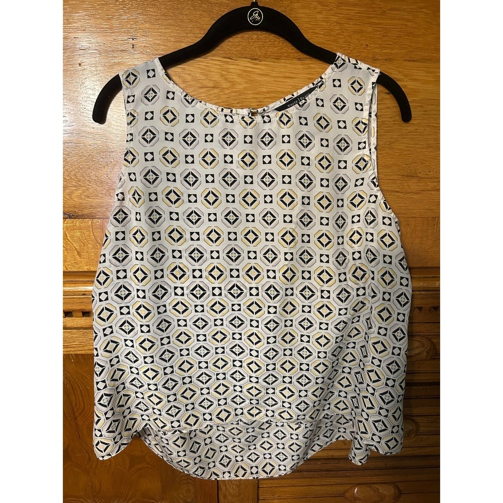 WHBM Boho Chic Silk Sleeveless Geometric Print Blouse Quiet Luxury Modern Office